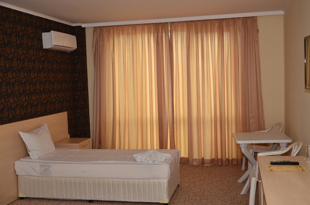 La Piazza Primorsko Rooms & Apartments Habitación foto